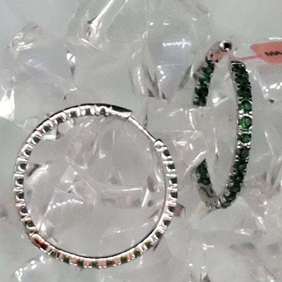 Hoop Earings   - Picture 7 of 10